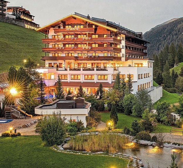 Haus Alpenhof Hinteransicht Sommer