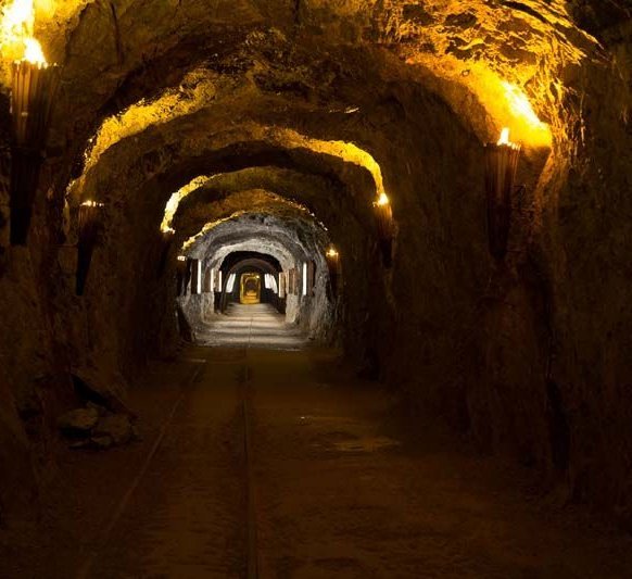 Schwazer Silberbergwerk Höhle