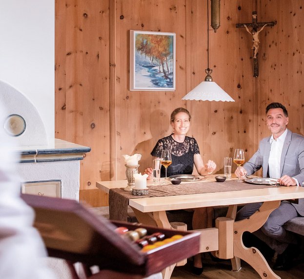 Paar in der Genießerstube